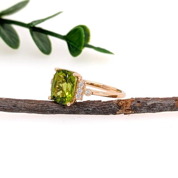 2.65cts Peridot Ring with Natural Diamond Accents in Solid 14K Gold - Picture 5 of 7